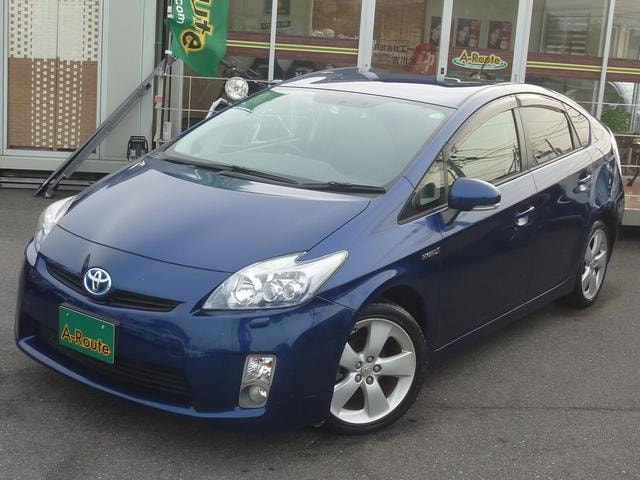 Toyota PRIUS 2011 — фото автомобиля 1