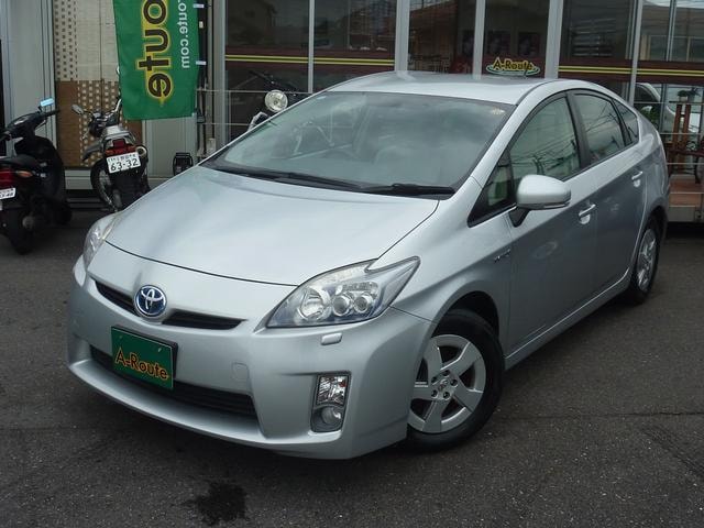 Toyota PRIUS 2010 — фото автомобиля 1