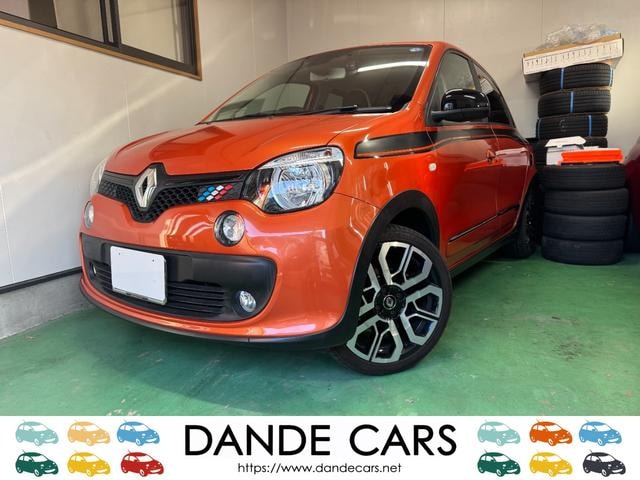Renault TWINGO 2018 — фото автомобиля 1