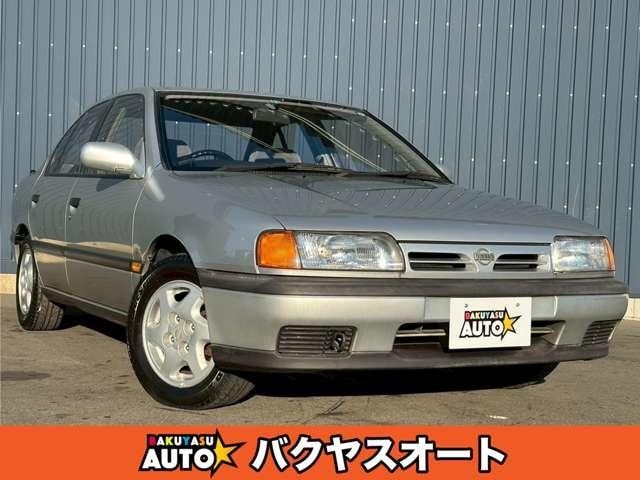 Nissan PRIMERA 1993 — фото автомобиля 1