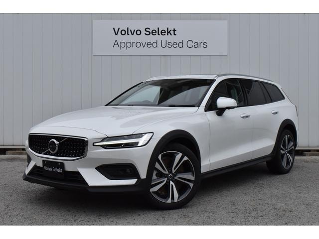 Volvo V60 2026 — фото автомобиля