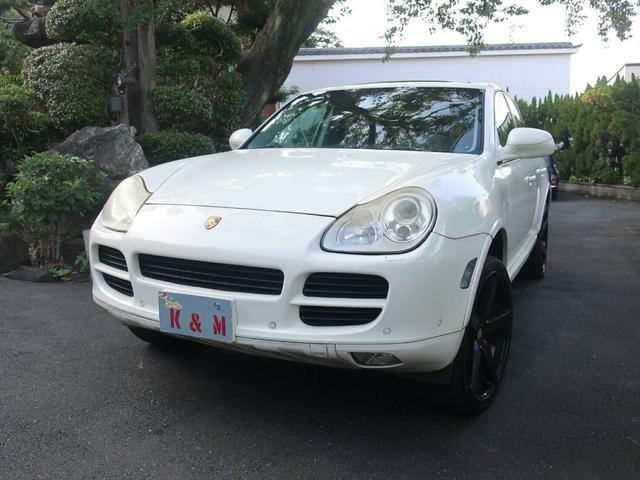 Porsche CAYENNE 2005 — фото автомобиля 1
