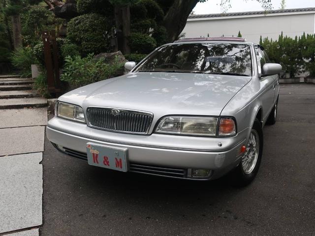 Nissan INFINITI Q45 1993 — фото автомобиля