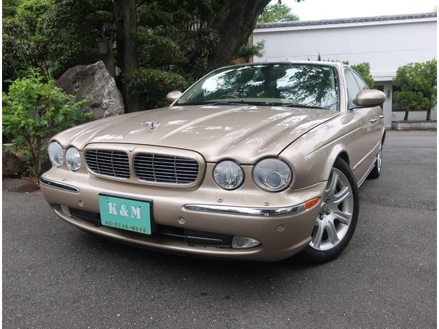 Jaguar XJ 2005 — фото автомобиля 1