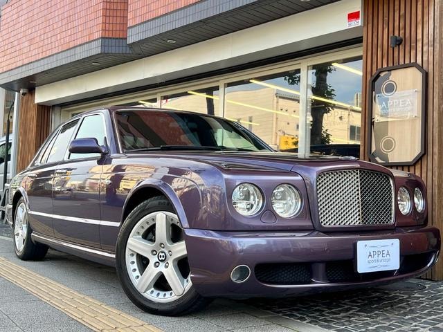 Bentley ARNAGE 2006 — фото автомобиля