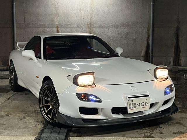 Mazda RX-7 1999 — фото автомобиля 1