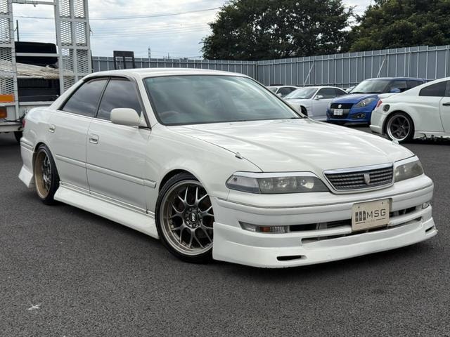 Toyota MARK II 1999 — фото автомобиля
