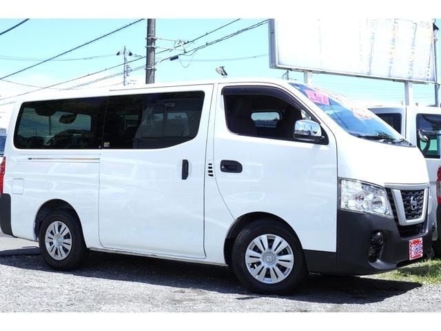 Nissan NV350CARAVAN VAN 2017 — фото автомобиля