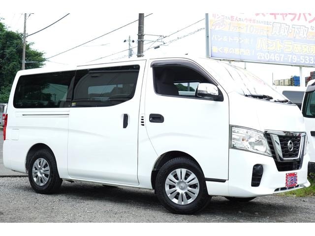 Nissan NV350CARAVAN VAN 2019 — фото автомобиля