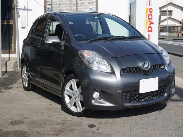 Toyota VITZ 2009 — фото автомобиля 1
