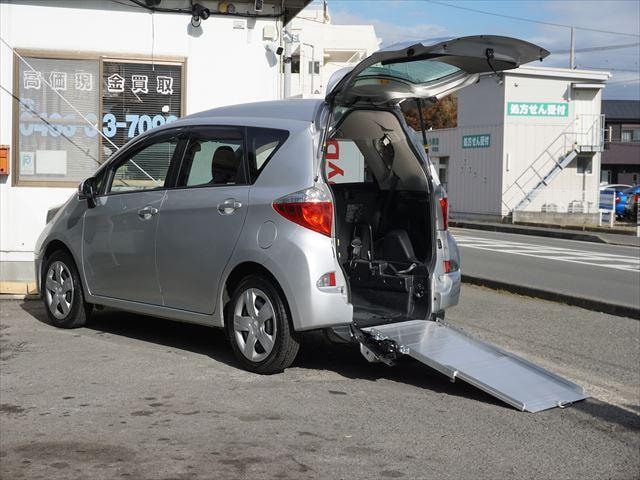 Toyota RACTIS 2013 — фото автомобиля