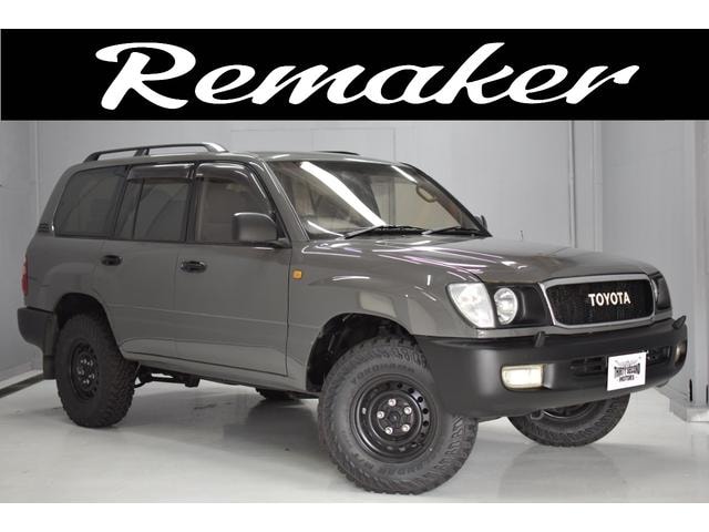 Toyota LAND CRUISER 100 2001 — фото автомобиля