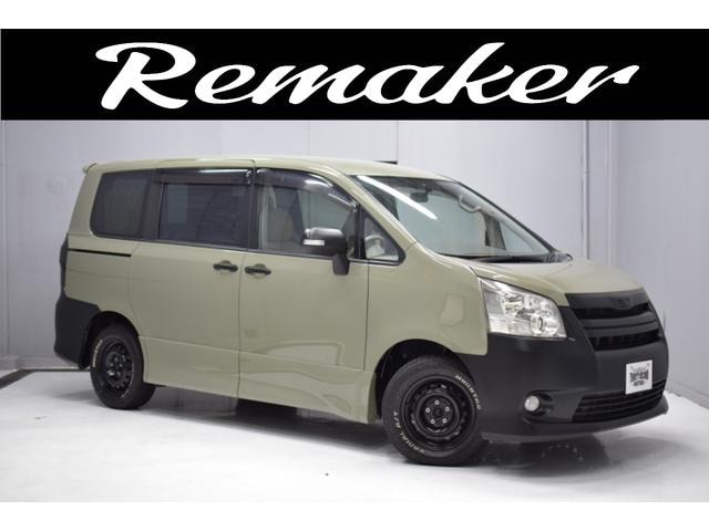 Toyota NOAH 2009 — фото автомобиля