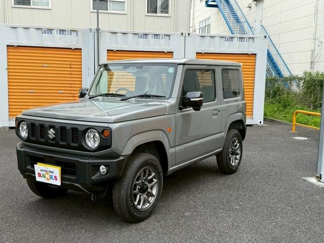 Suzuki JIMNY 2026 — фото автомобиля 1