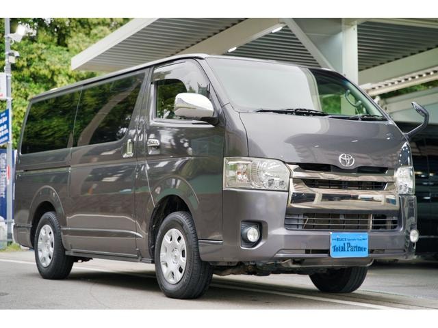 Toyota HIACE VAN 2016 — фото автомобиля 1