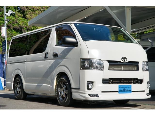 Toyota HIACE VAN 2017 — фото автомобиля 1