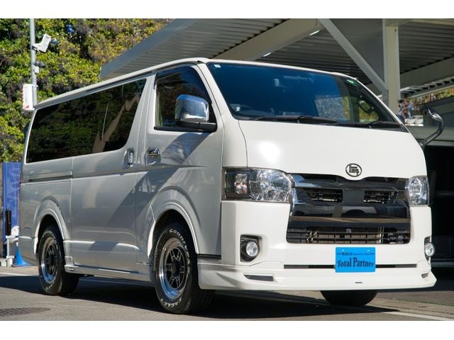 Toyota HIACE VAN 2021 — фото автомобиля