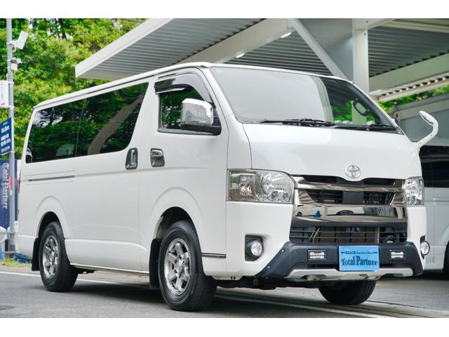 Toyota HIACE VAN 2021 — фото автомобиля 1