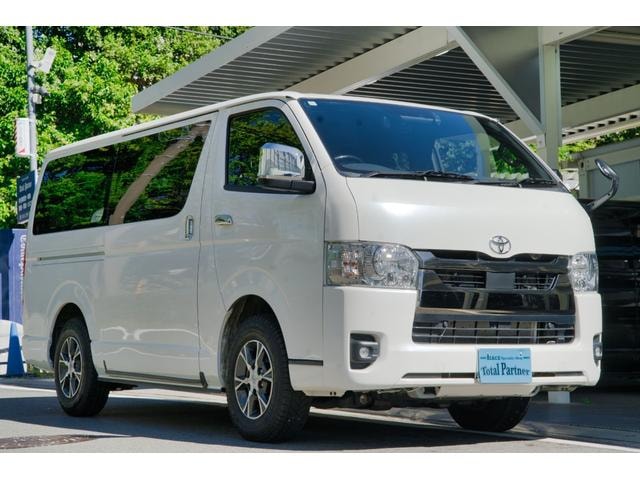 Toyota HIACE VAN 2024 — фото автомобиля 1