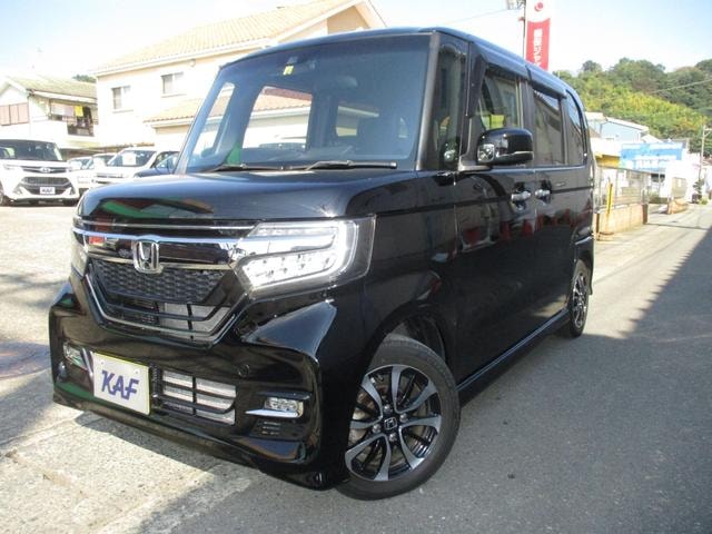Honda N-BOX CUSTOM 2020 — фото автомобиля 1