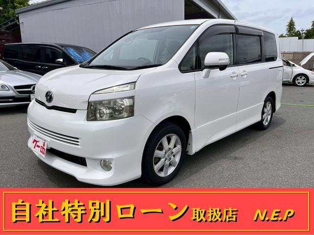 Toyota VOXY 2009 — фото автомобиля 1