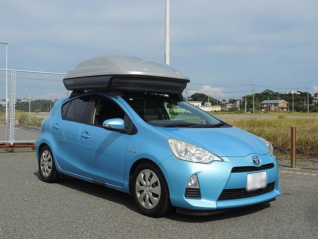 Toyota AQUA 2013 — фото автомобиля
