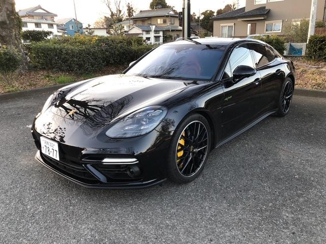 Porsche PANAMERA 2018 — фото автомобиля