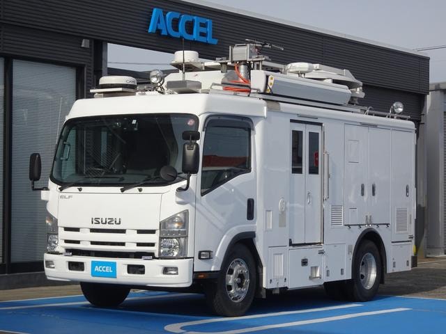 Isuzu ELF TRUCK 2010 — фото автомобиля 1