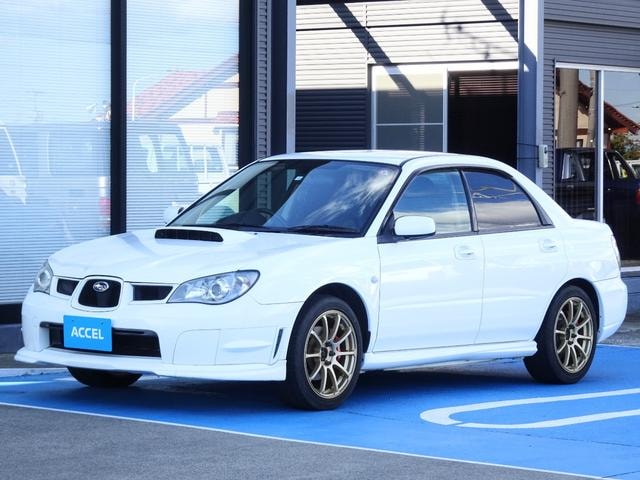 Subaru IMPREZA 2006 — фото автомобиля 1