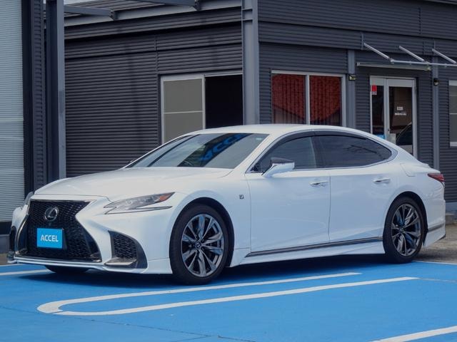 Lexus LS 2019 — фото автомобиля 1