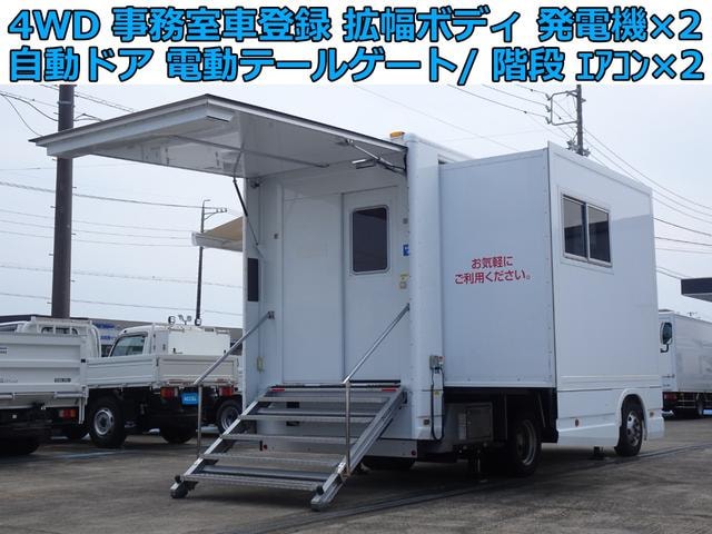Isuzu ELF TRUCK 2017 — фото автомобиля