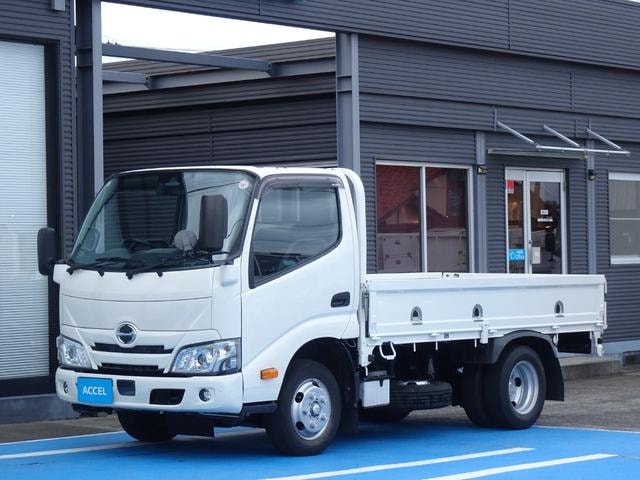 Hino DUTRO 2023 — фото автомобиля