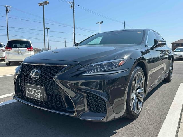 Lexus LS 2018 — фото автомобиля 1