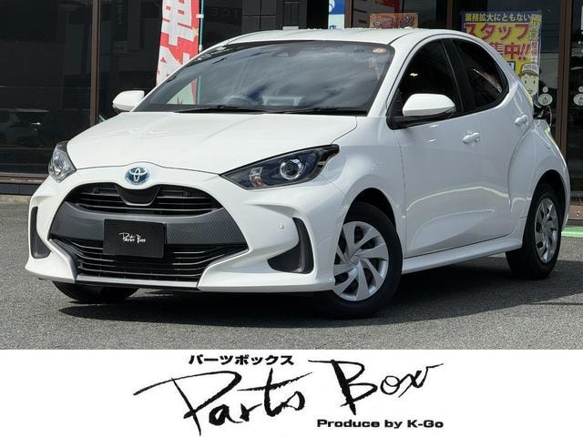 Toyota YARIS 2021 — фото автомобиля