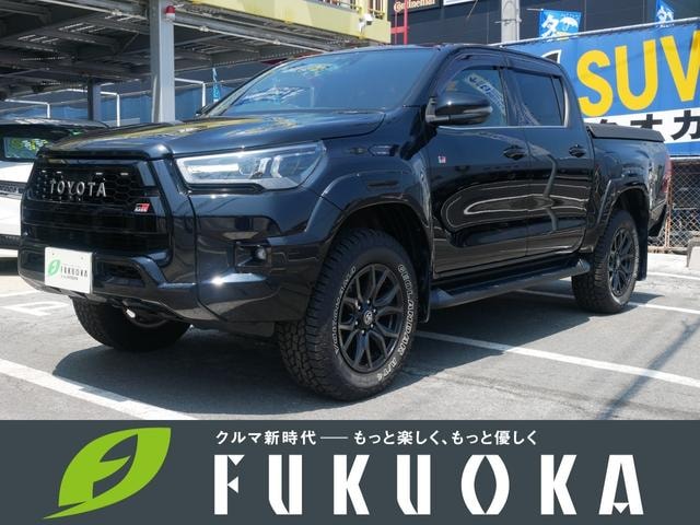 Toyota HILUX 2023 — фото автомобиля