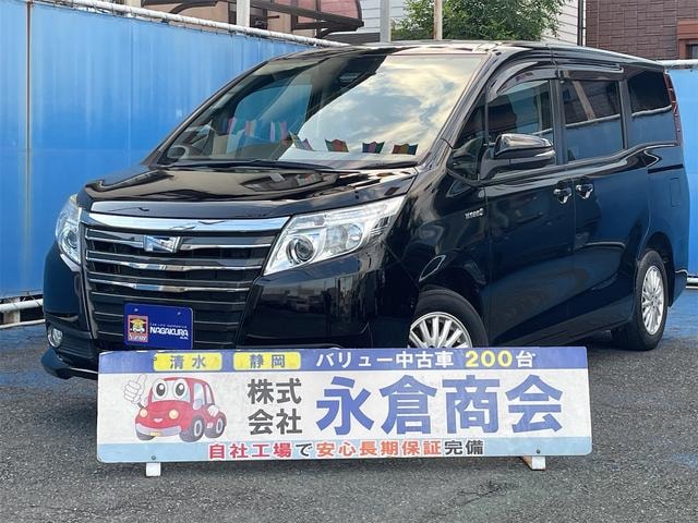 Toyota NOAH 2016 — фото автомобиля 1