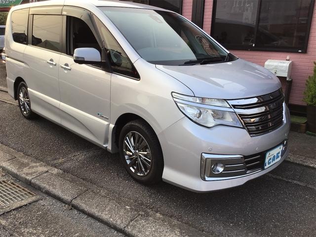 Nissan SERENA 2014 — фото автомобиля 1