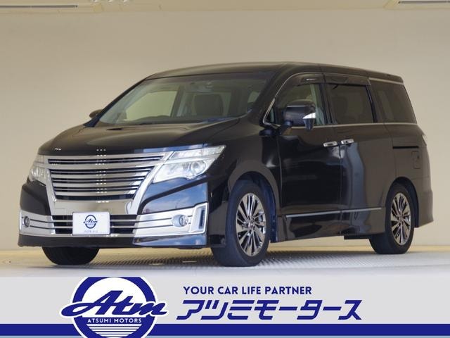 Nissan ELGRAND 2018 — фото автомобиля 1
