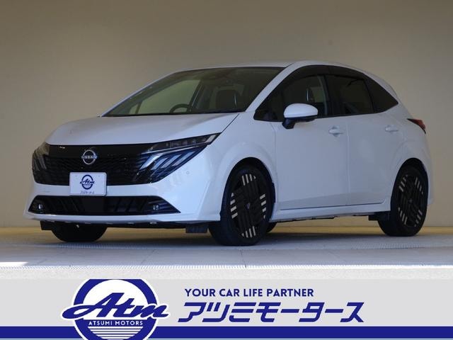 Nissan AURA 2025 — фото автомобиля