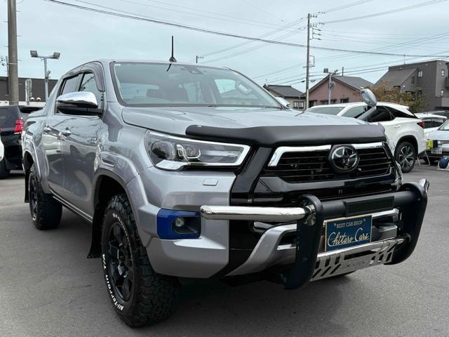 Toyota HILUX 2021 — фото автомобиля