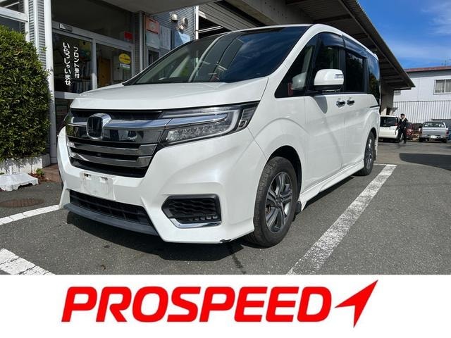 Honda STEPWAGON 2020 — фото автомобиля 1