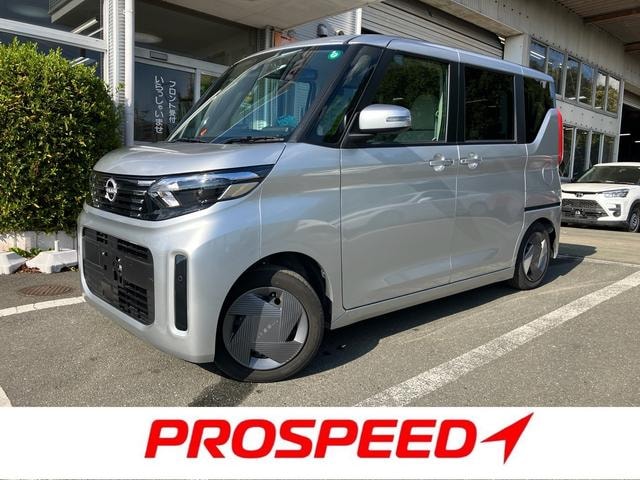 Nissan ROOX 2023 — фото автомобиля 1