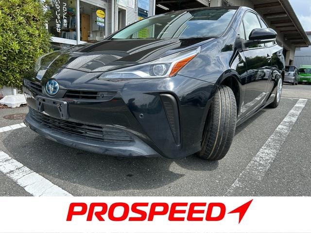 Toyota PRIUS 2019 — фото автомобиля 1