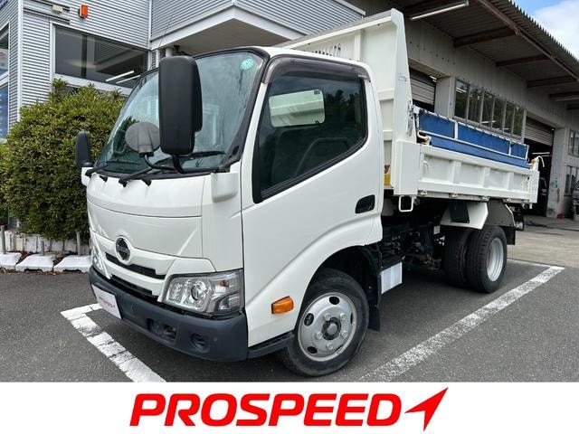 Hino DUTRO 2023 — фото автомобиля 1