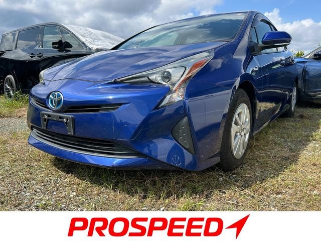 Toyota PRIUS 2017 — фото автомобиля 1