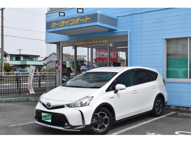 Toyota PRIUS ALPHA 2015 — фото автомобиля 1