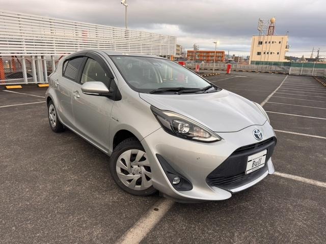 Toyota AQUA 2019 — фото автомобиля