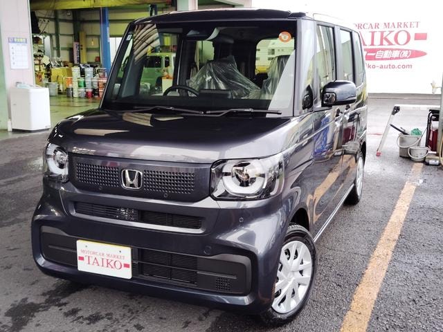 Honda N-BOX 2025 — фото автомобиля 1