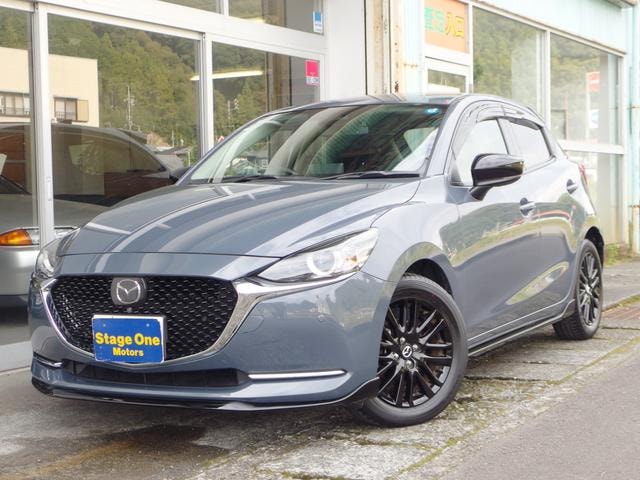 Mazda 2 2023 — фото автомобиля