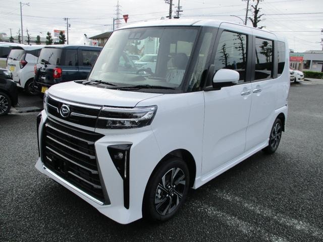 Daihatsu TANTO 2026 — фото автомобиля 1